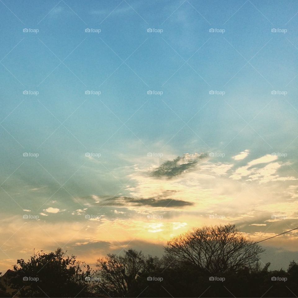 🌅Desperte, Jundiaí. 
Que a jornada diária possa valer a pena!
🍃
#sol #sun #sky #céu #photo #nature #morning #alvorada #natureza #horizonte #fotografia #pictureoftheday #paisagem #inspiração #amanhecer #mobgraphy #mobgrafia #Jundiaí #AmoJundiaí