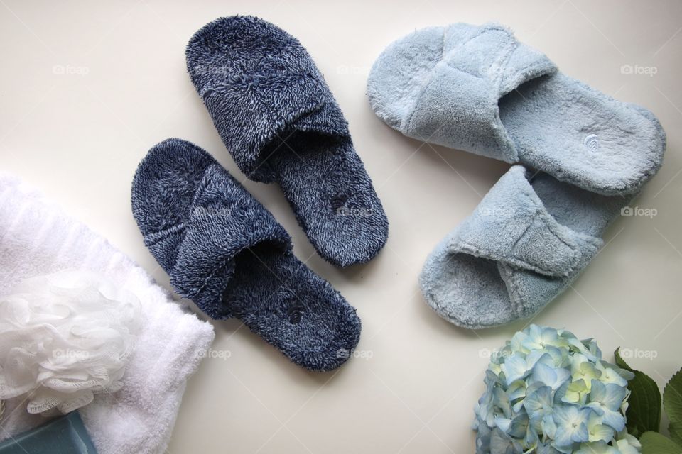 Acorn slippers flat lay