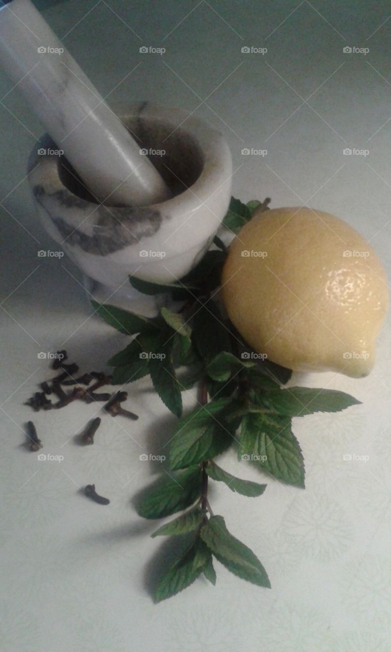 lemon and mint. just a random setting on the counter