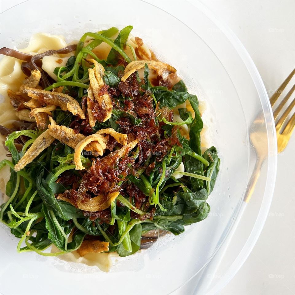 Springy asian noodles that’s flavourful and tasty