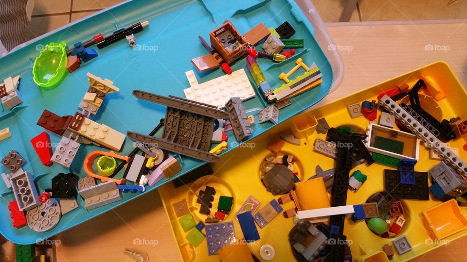 Messy building blocks