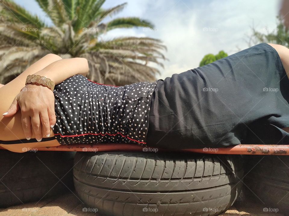 Gold pattern bracelet