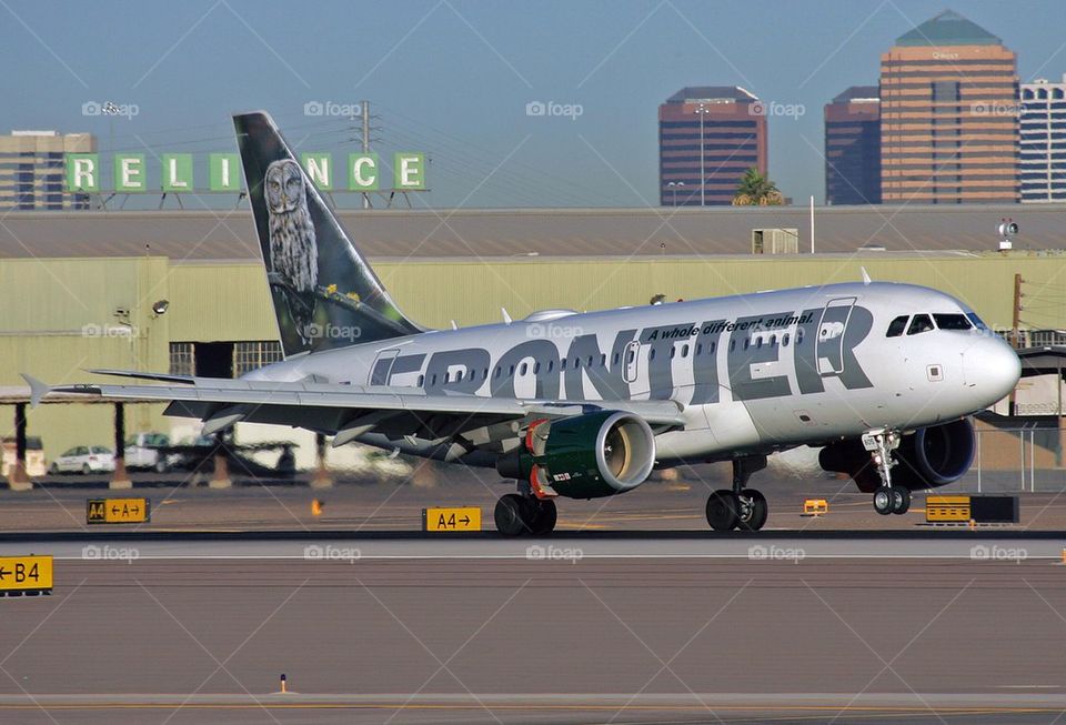 FRONTIER AIRLINES A319 PHX