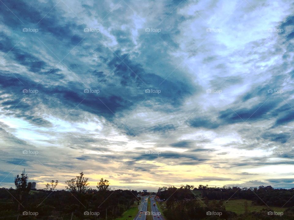 #Amanhecer nublado, mas ainda assim belo!
⛅️ 
#morning
#natureza
#paisagem
#fotografia
#FotografeiEmJundiaí