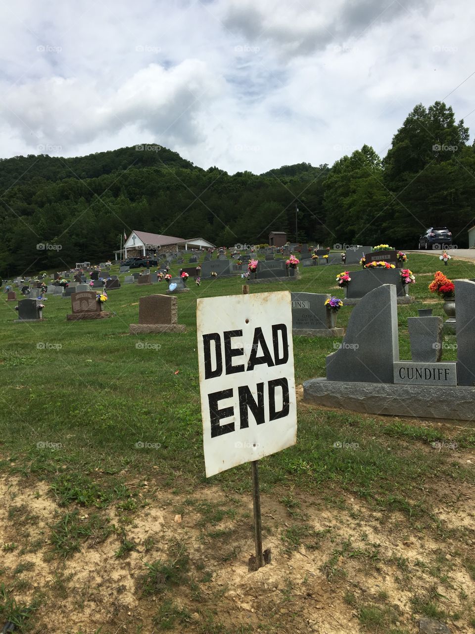 Sign at cemetery 
