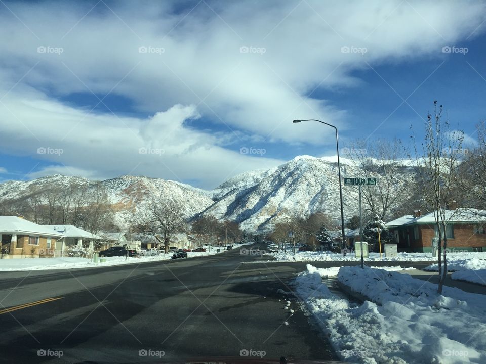 Mountains covered in snow near Salt Lake City, Utah