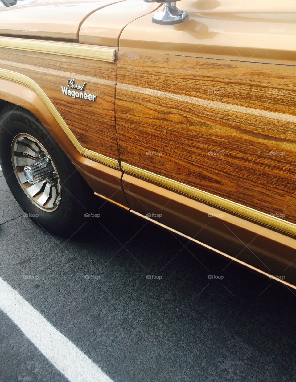 Grand Wagoneer