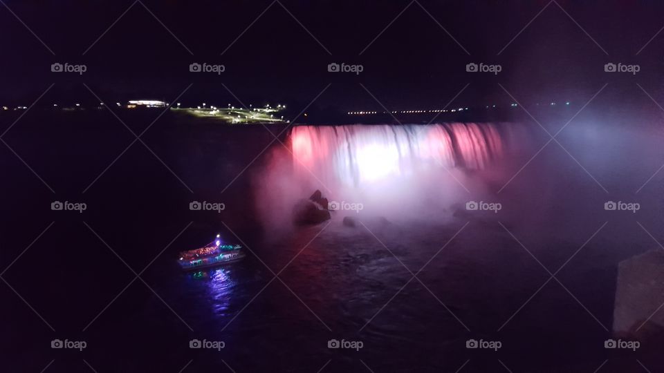 Niagara Falls night