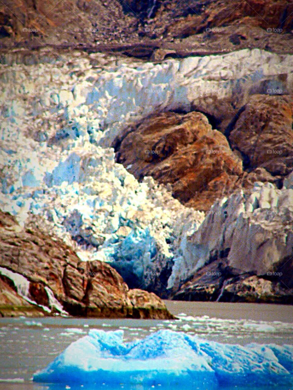South Seward Glacier. . Ice Beauty In Alaska 