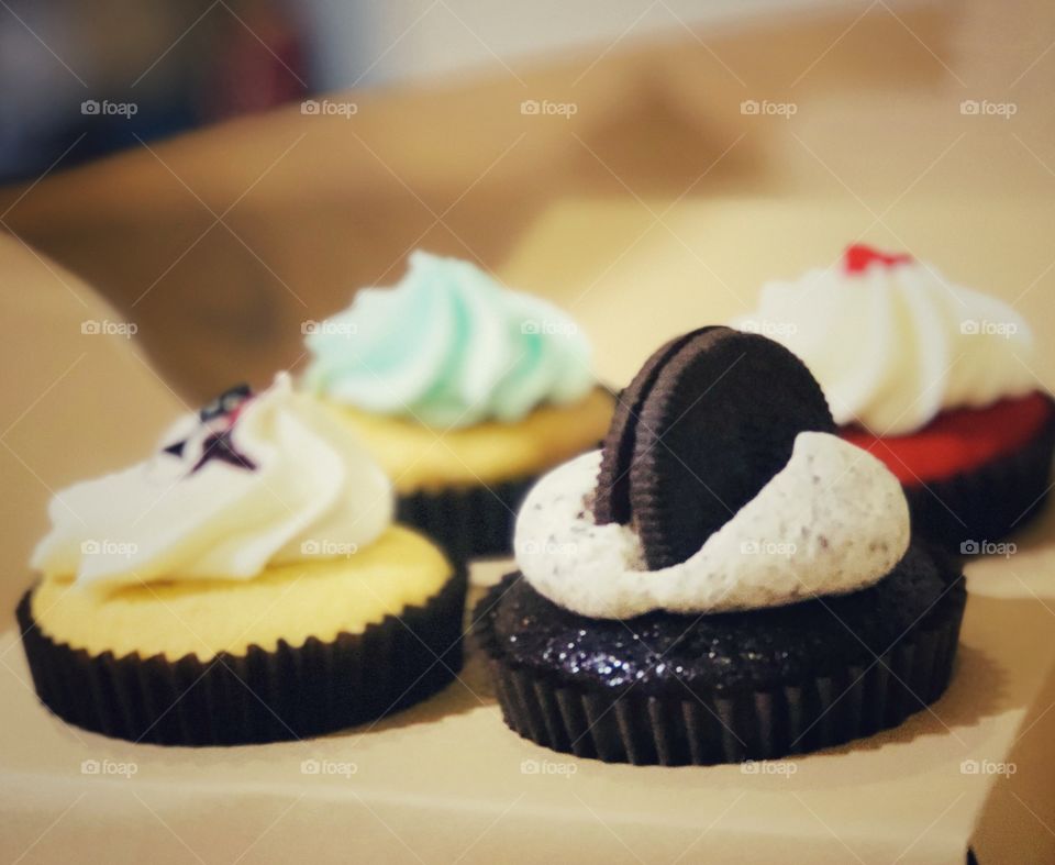 I just love Oreo cupcake. which one would you like to have?