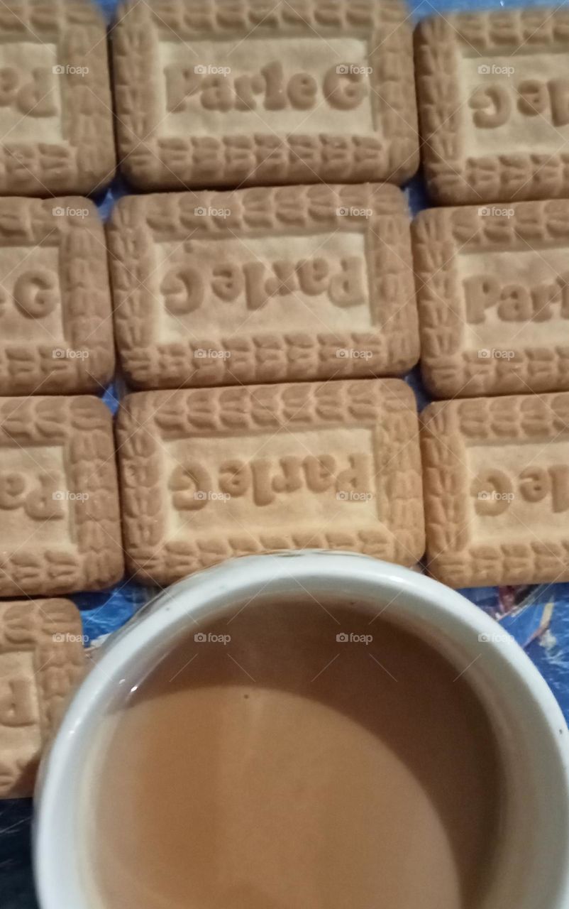 Morning tea with biscuits 😋