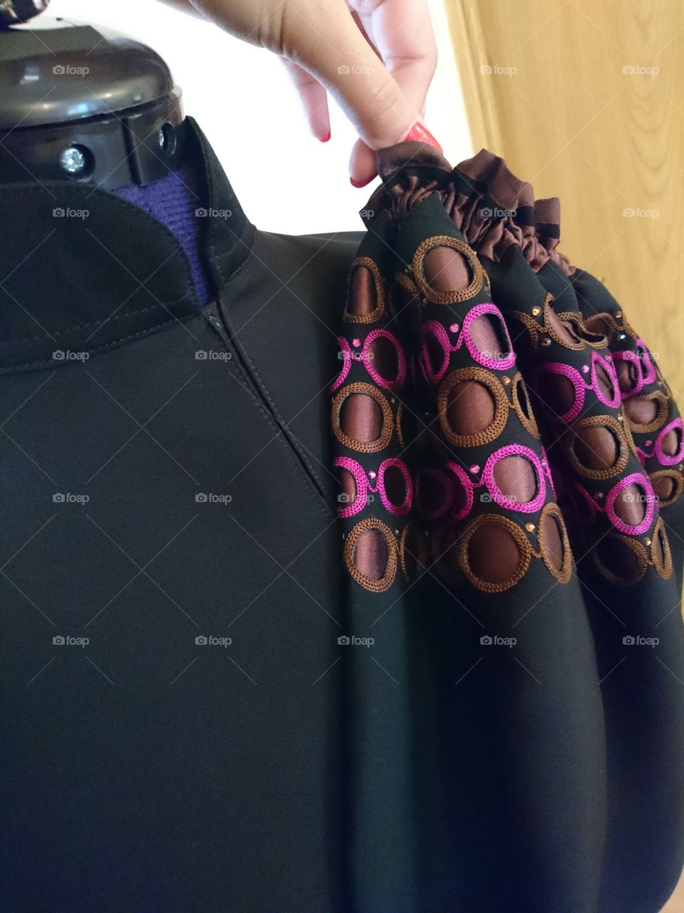 arabic traditional abaya black dress- details, designed by emirati designer