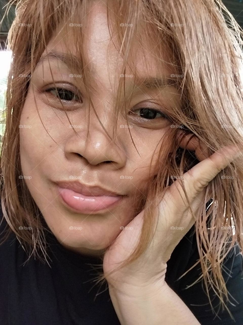 Naturally beautiful without modern  technology's help.