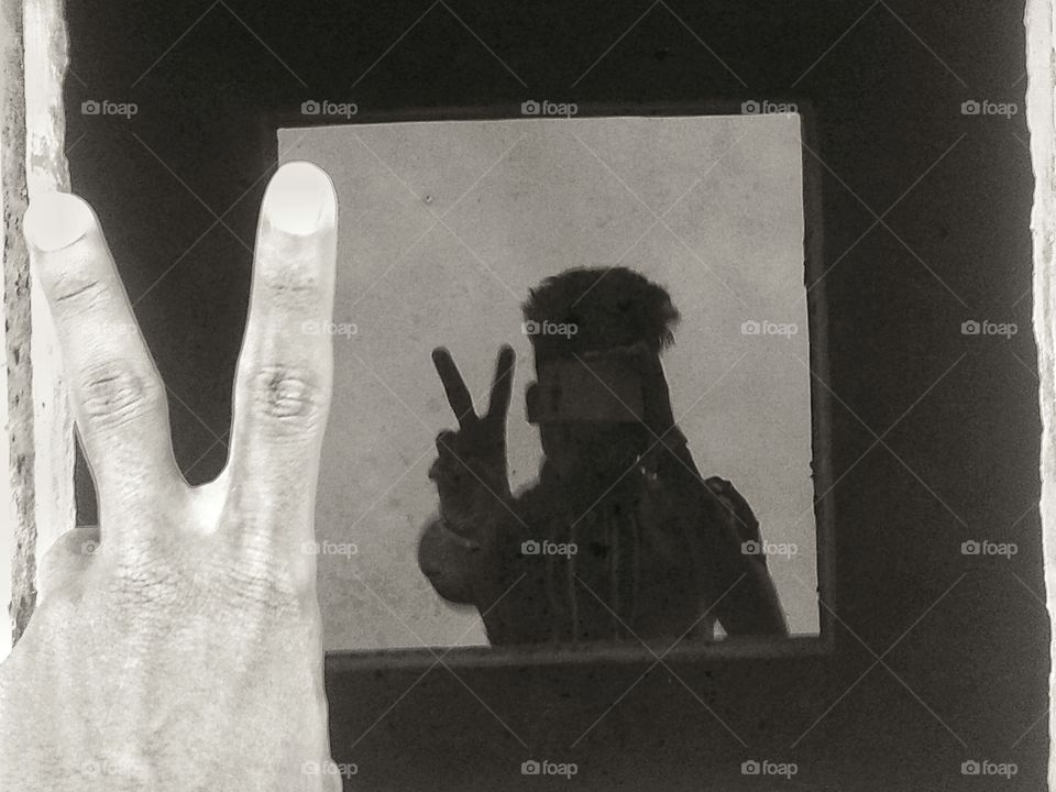 It aint a shadow.. Its water reflection