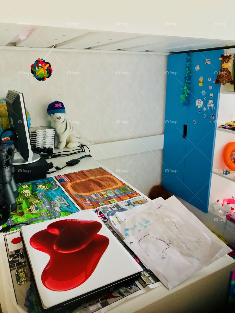 Room, Furniture, Technology, Telephone, Indoors