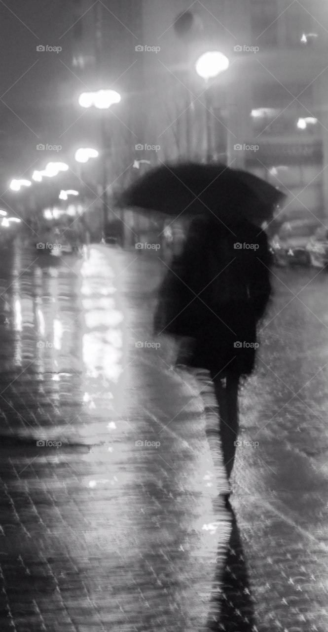 street woman black shadow by apodiform