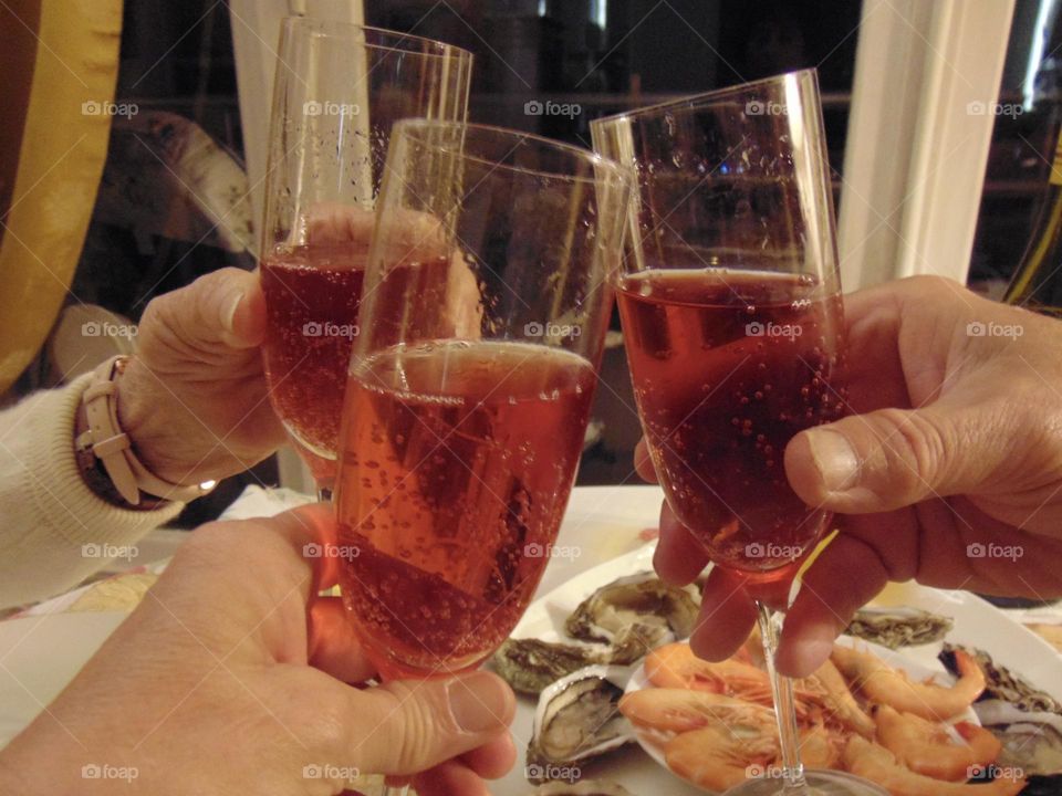 Cheers for Happy New Year !