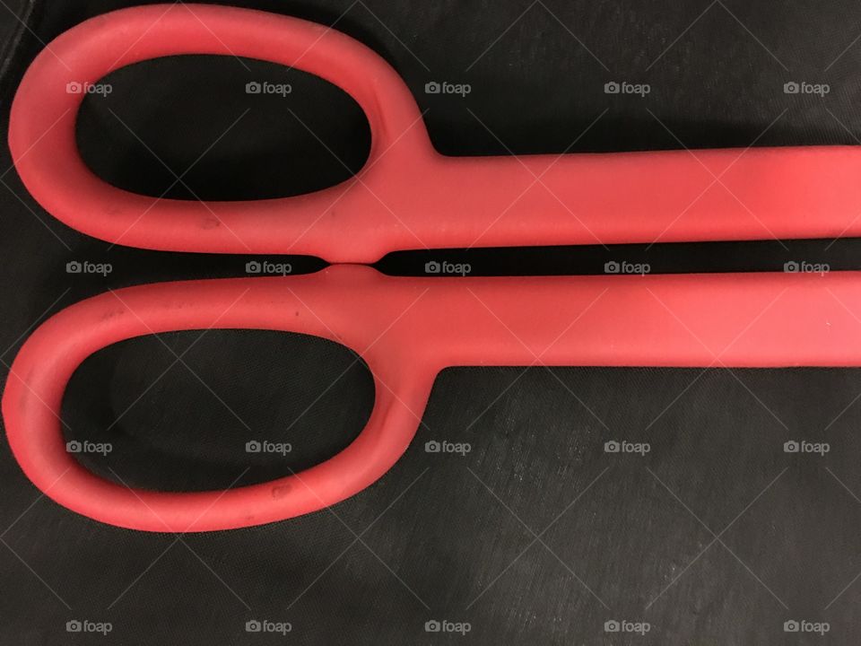 Red handle 