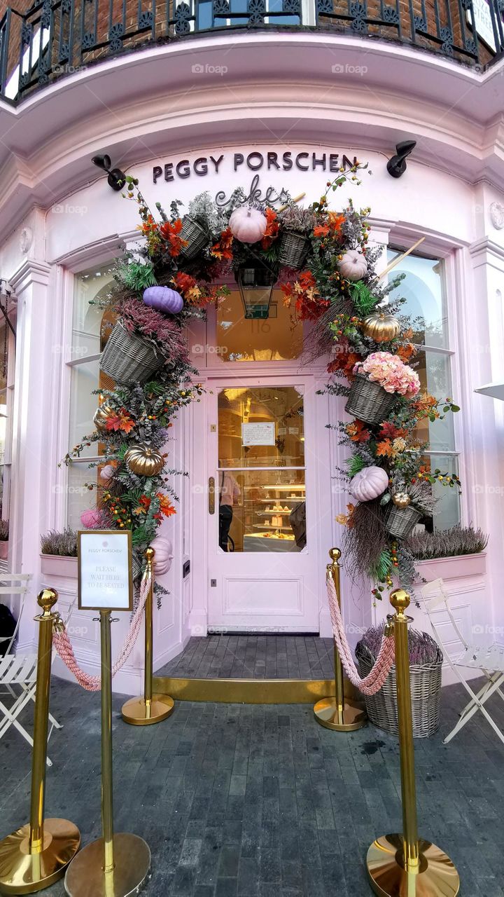 Baby pink colour. London streets. Architecture. Beautiful doors.