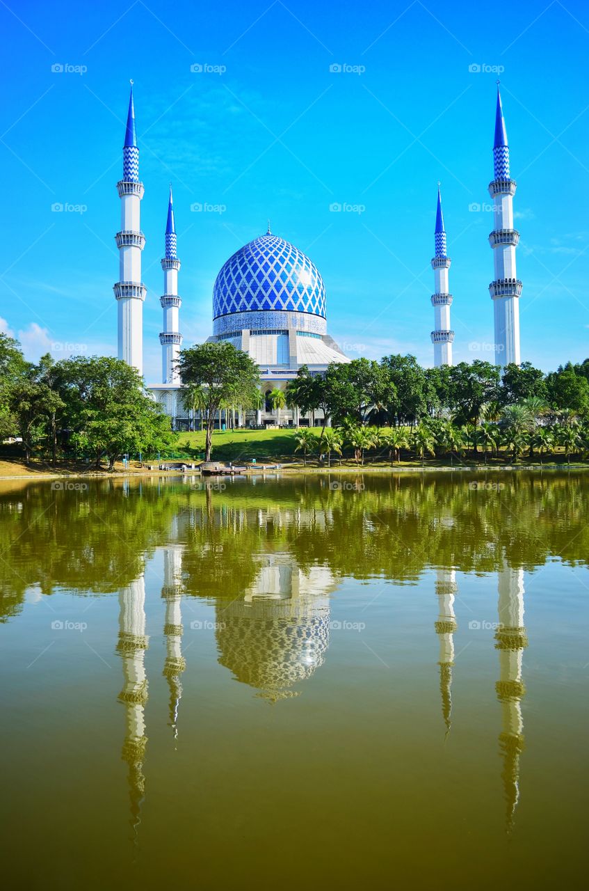 The Sultan Salahuddin Abdul Aziz Shah Mosque is the state mosque of Selangor, Malaysia. It is located in Shah Alam.