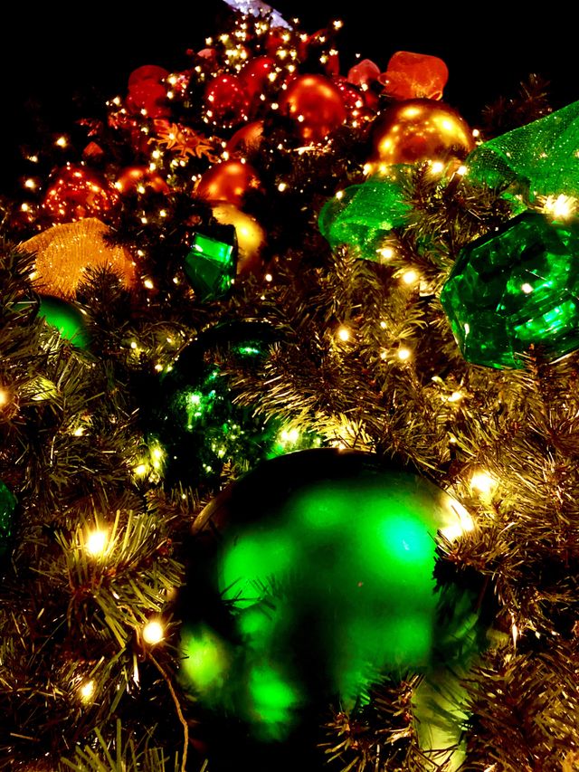 Christmas tree 
