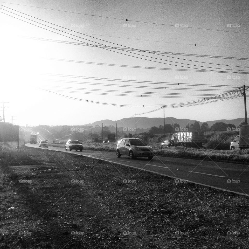 Um dia muito movimentado na Estrada que liga Jundiaí a Itupeva (Hermenegildo Tonolli).