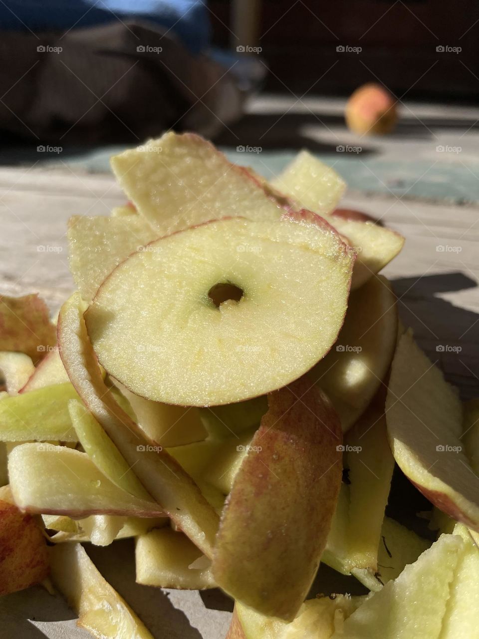 Apple slices 
