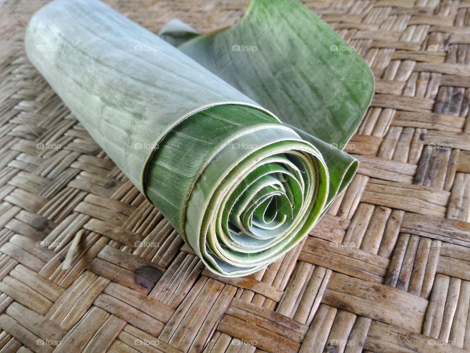 leaves banana leaves
