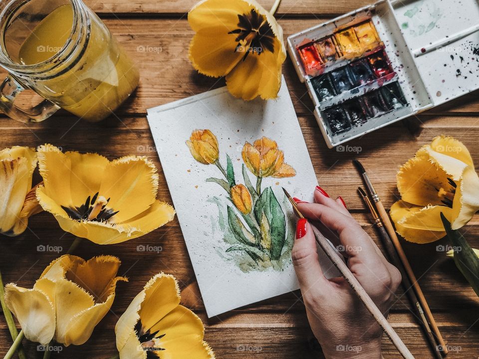 Yellow tulips watercolor scetch