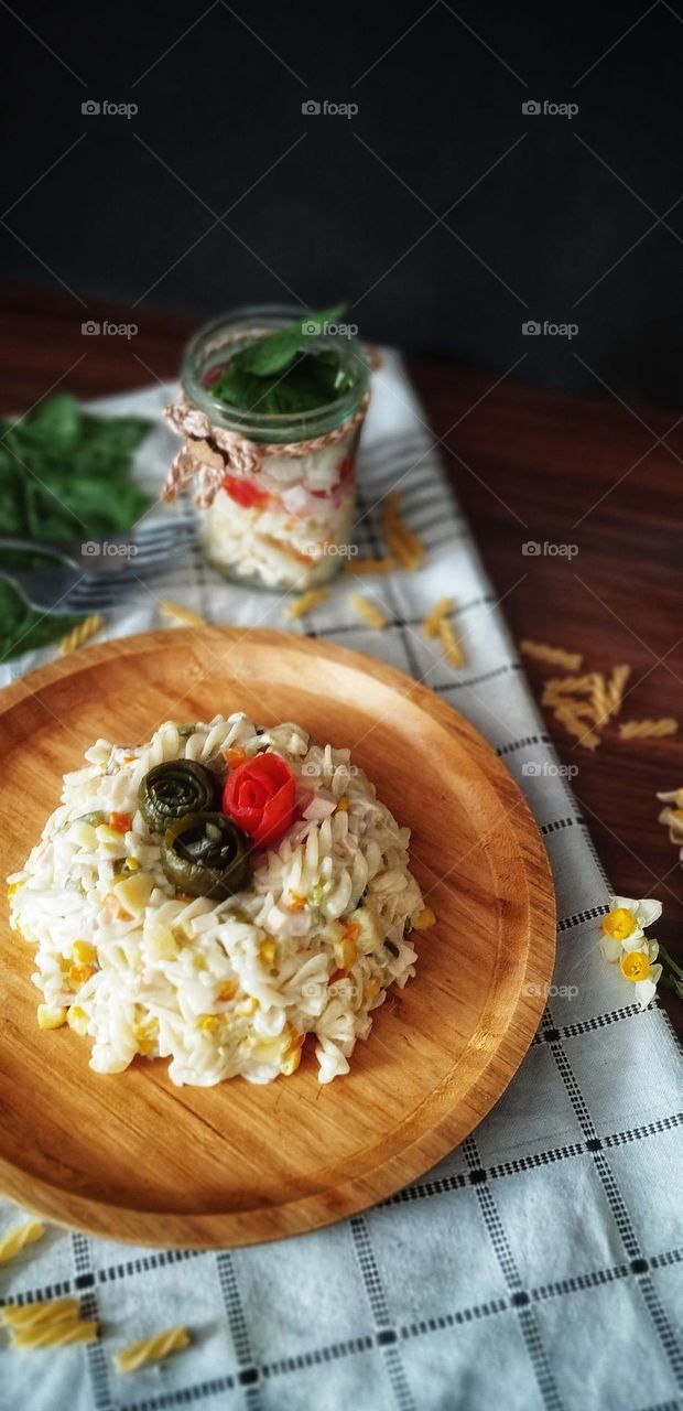 Pasta salad is one of the most popular salads in Iran which is mostly used in gatherings and parties.You can use this salad as a complete meal,like Olivier salad, due to the main ingredients such as ham,mayonnaise,vegetables .