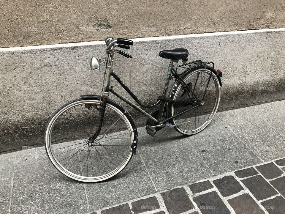 Parked bicycle 