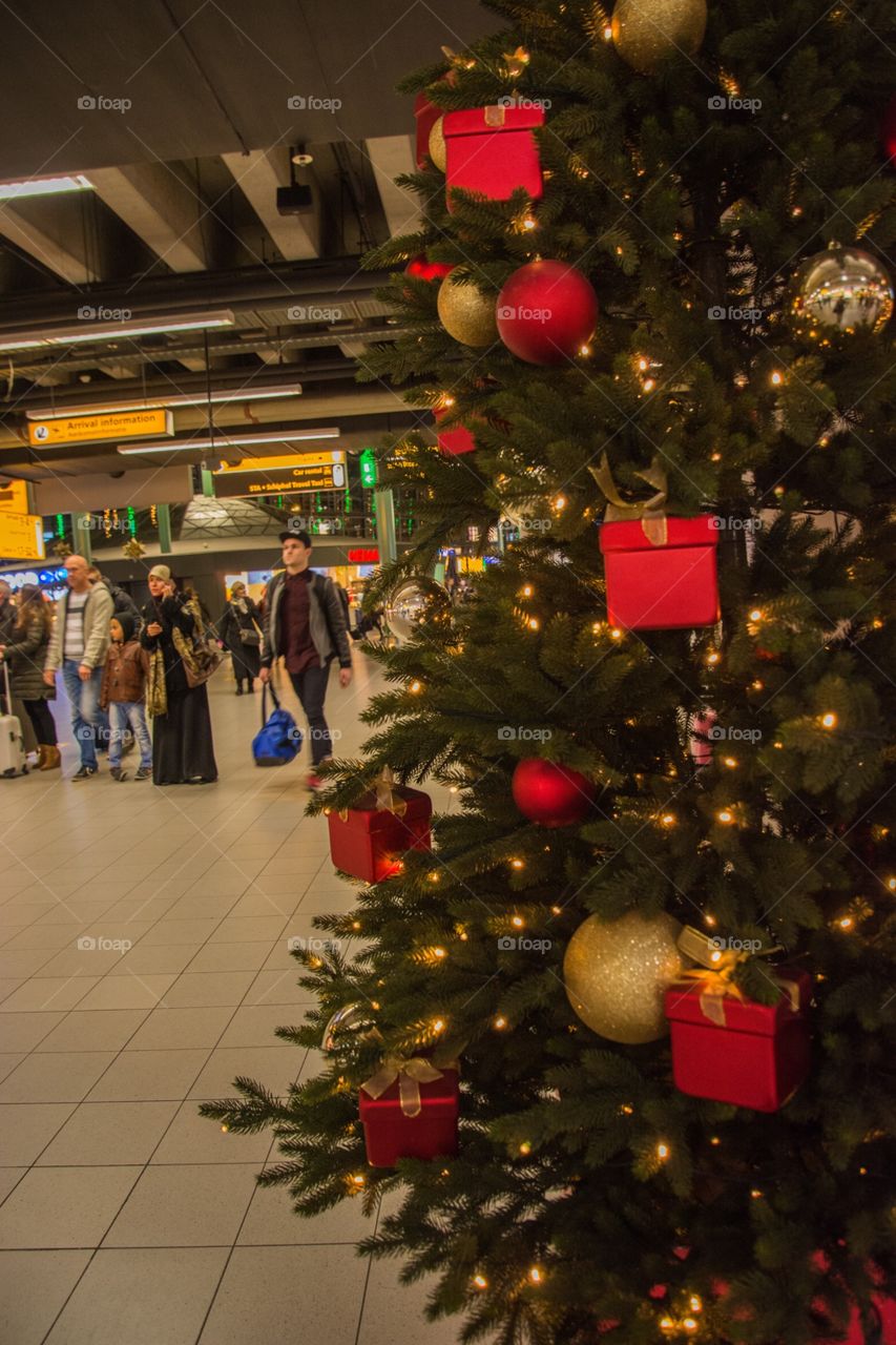 Christmas at the airport