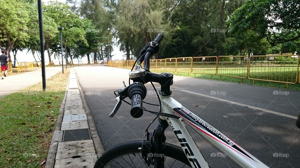 Le Tour de ECP.. A cycle by the beach in Singapore. 