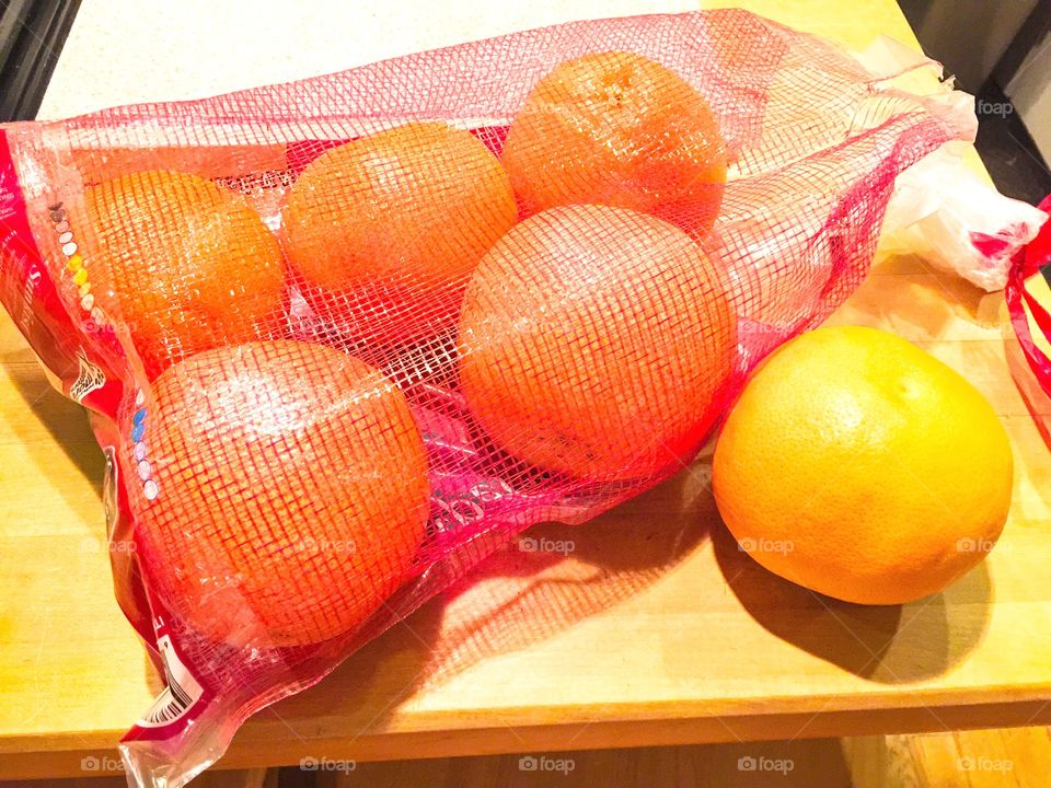 Grapefruits 