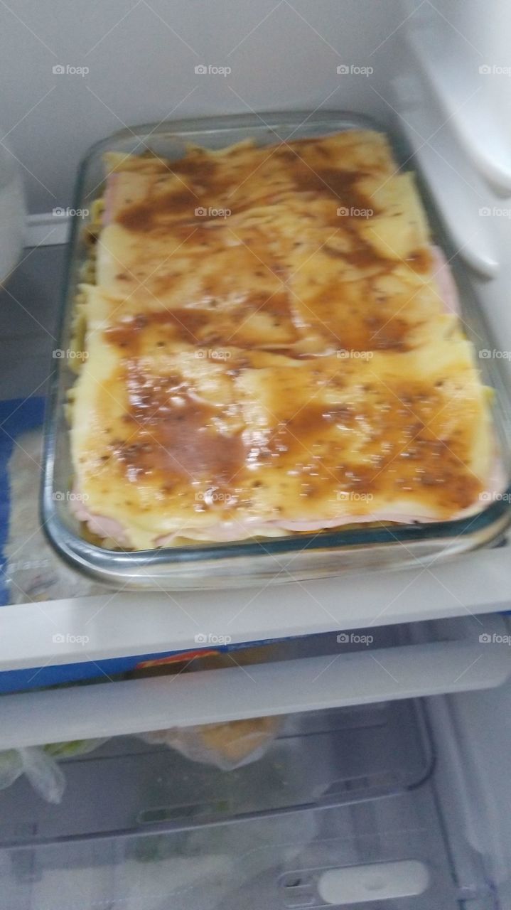 lasanha de queijo e presunto