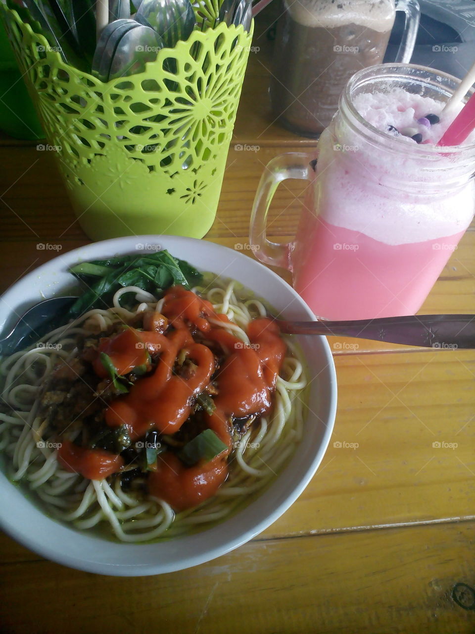 Noodle and drink Strawberry