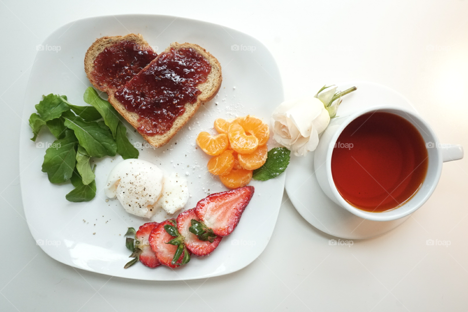 Stay cozy in winter! breakfast with tea