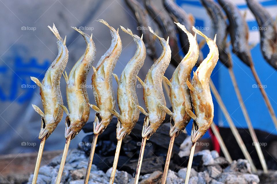 Preparation of seafood