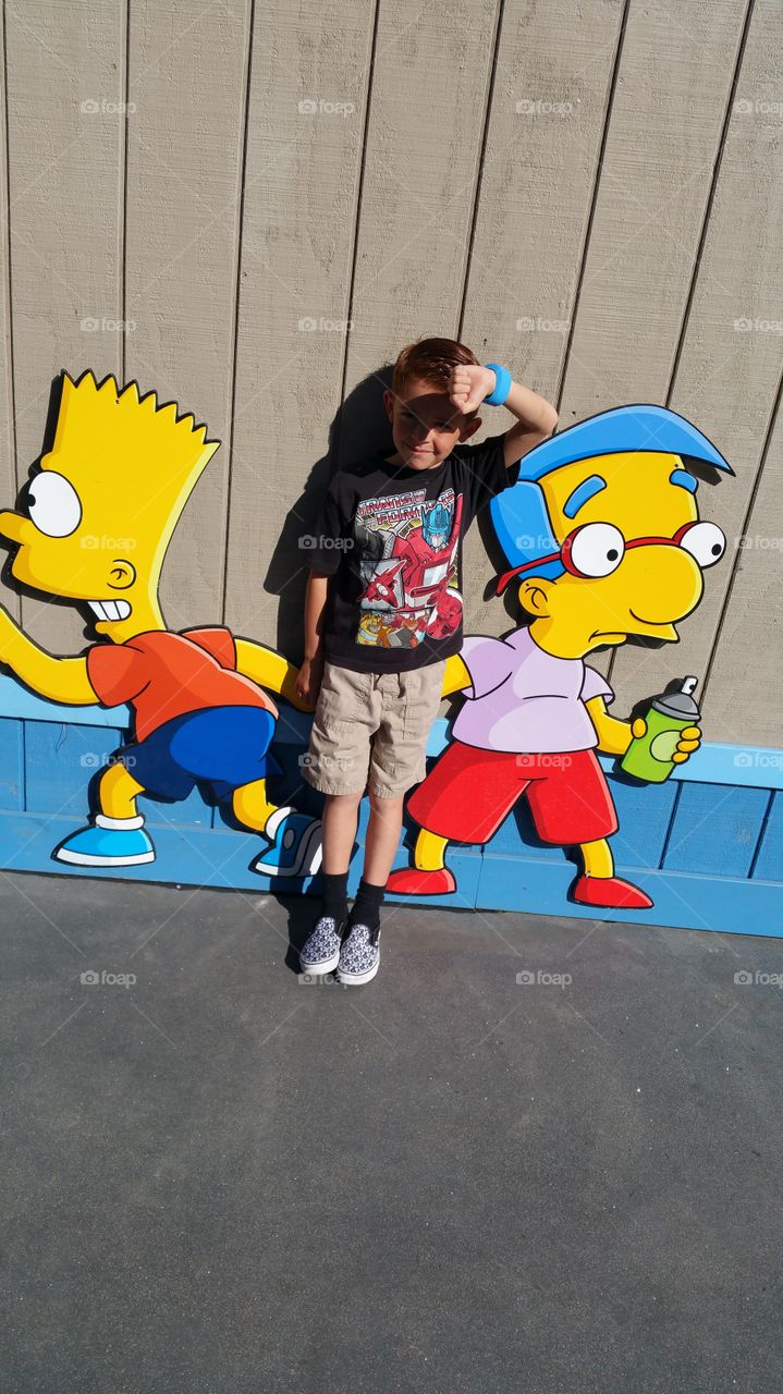 posing with Bart & Milhouse