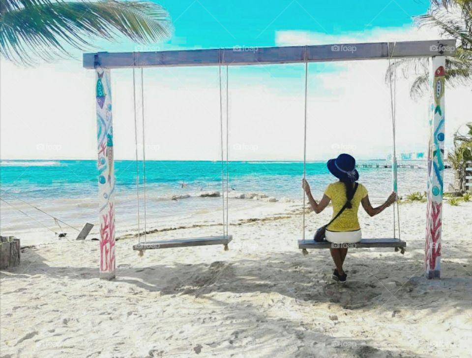 girl admiring the sea