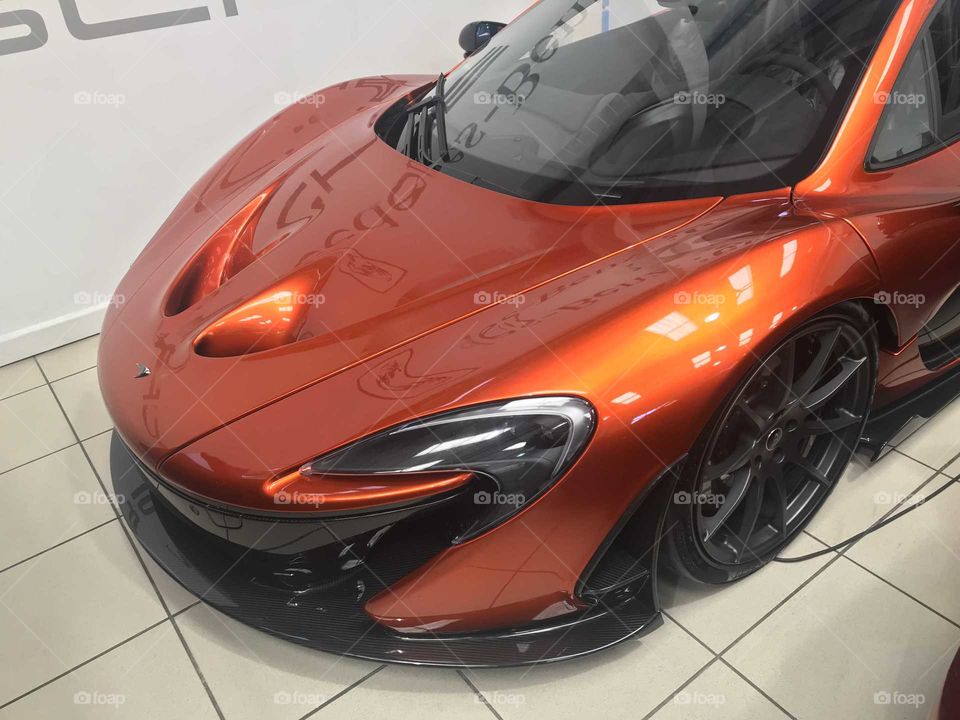 mclaren p1