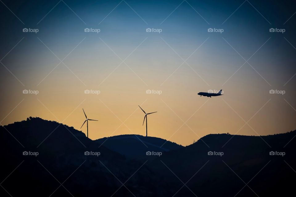 Wind energy mills with airplane