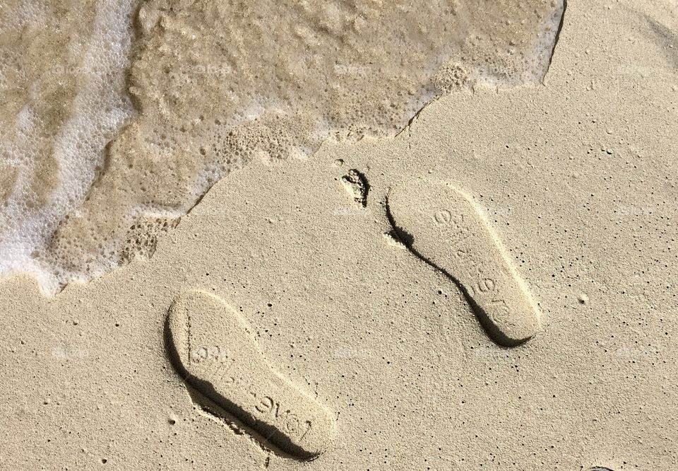 Love this life footprints in sand 