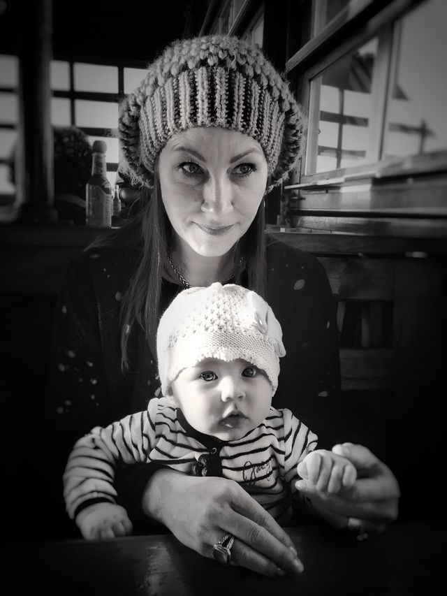 mom n daughter 