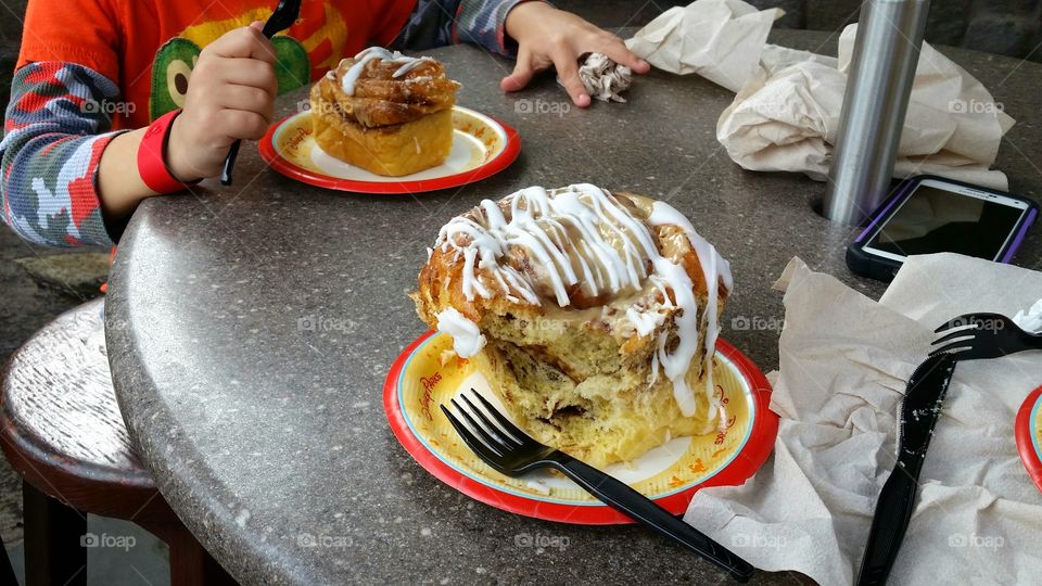 Giant cinnamon roll