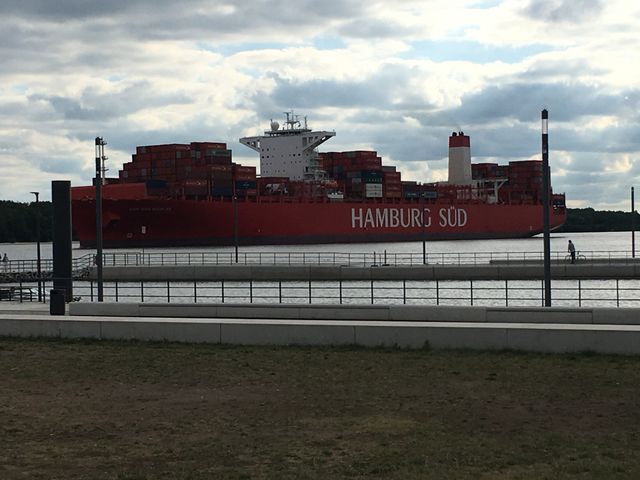 Schiff 