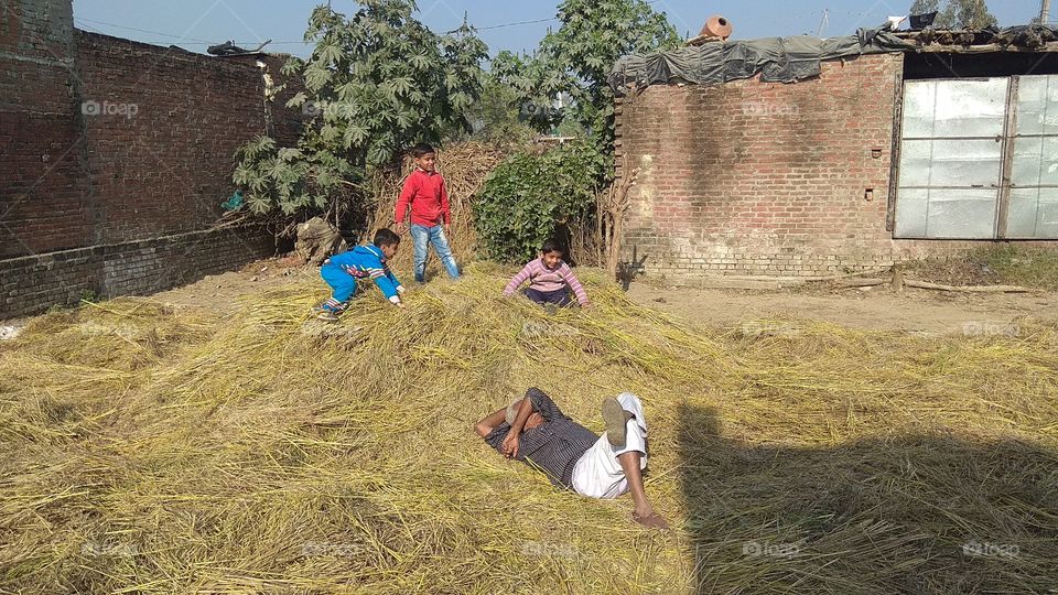 I waana child life.which is free for fun everywhere.As between join poke with over old man while sleeping.Its conceptional time period.