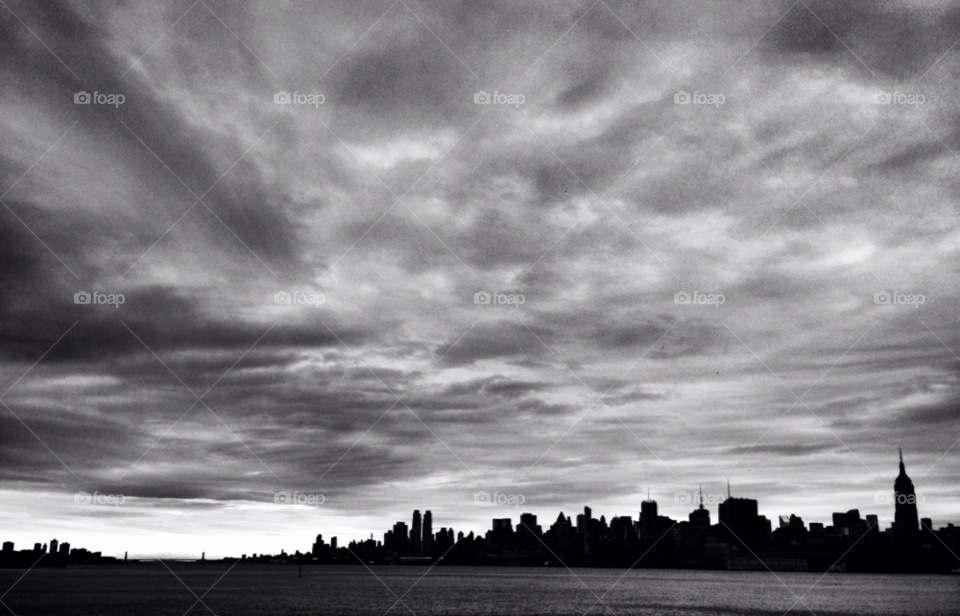 city skyline cloud blackandwhite by dantvusa