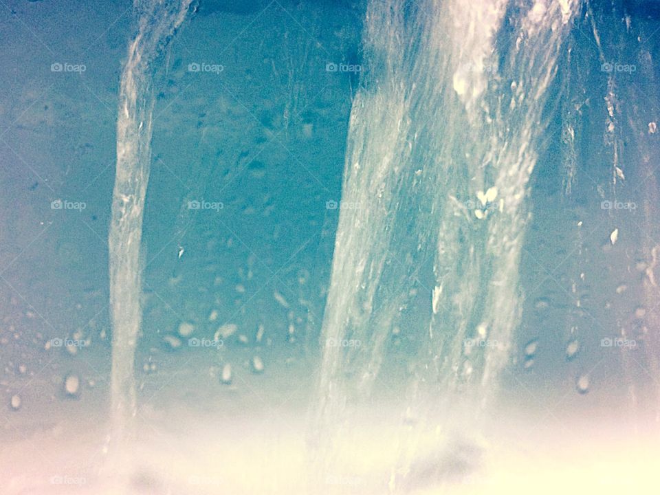 Water in motion 