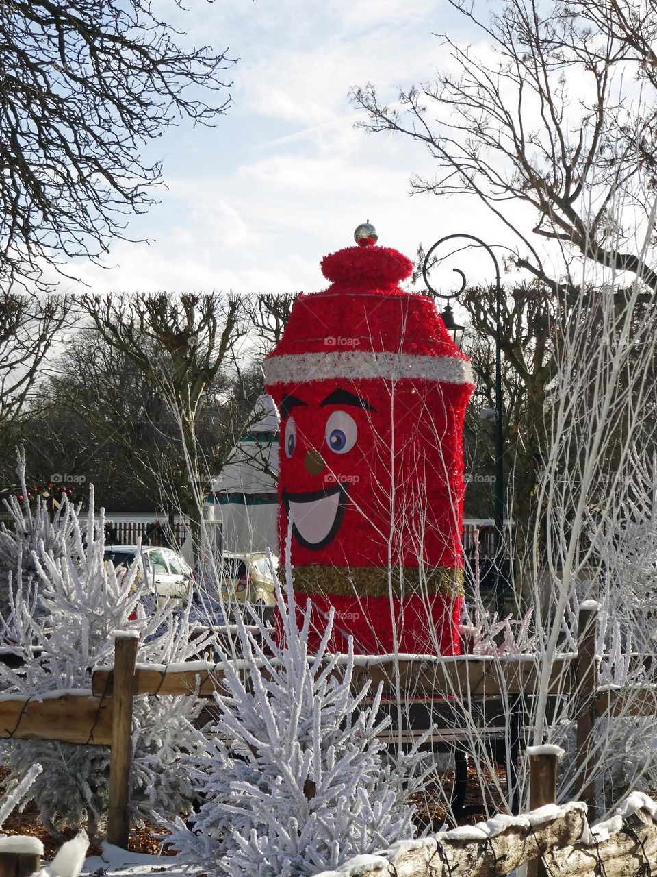 Fire hydrant representation with a big smile
